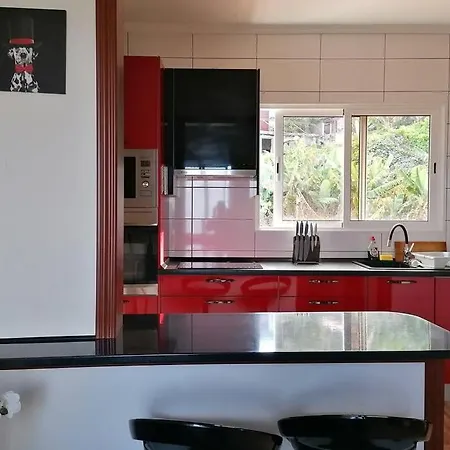 Relax Vacation Rental, アパート フンシャル